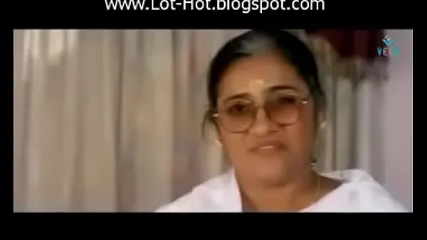 Bästa Hot Mallu Aunty ACTRESS Feeling Hot With Her Boyfriend Sexy Dhamaka Videos from Indian Movies 7 coola videor
