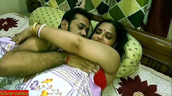 Best Indian hot xxx Innocent Bhabhi 2nd time sex with husband friend!! Please don't cum inside kule videoer