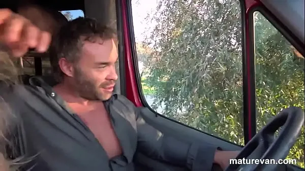 Video hay nhất His first Mature Pussy in a Van thú vị