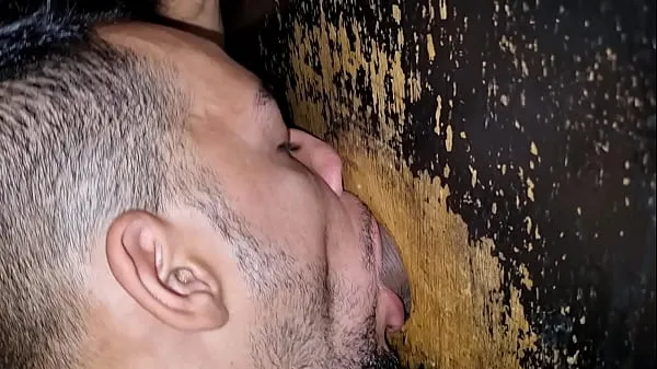 सर्वश्रेष्ठ I sucked a very thick cock in the glory hole - FULL RED शांत वीडियो