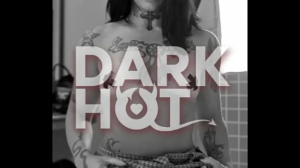 I migliori video Ana Dark Hot prende il culo con Aloy e succhia il Gozador Director 19 cool