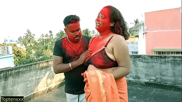 Najlepšie Lucky 18yrs Tamil boy hardcore sex with two Milf Bhabhi!! Best amateur threesome sex skvelých videí