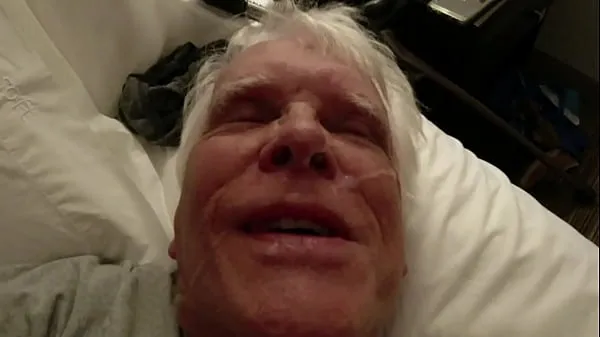 Bästa Horny Old Grandpa In a Four Way (!) - Part 1 With Finger Fucking and a Facial coola videor