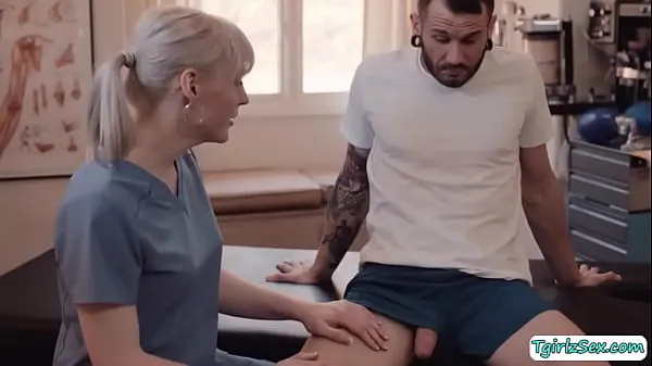 최고의 Blonde ts masseuse Lianna Lawson anal barebacks clients ass 멋진 비디오