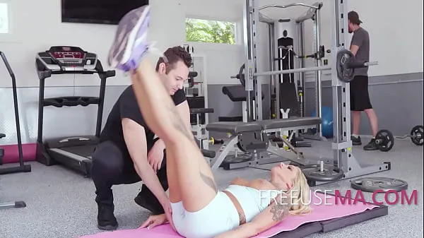 Video Dumbbell Rows While Getting Boned (Freeuse) - Stephanie Love sejuk terbaik