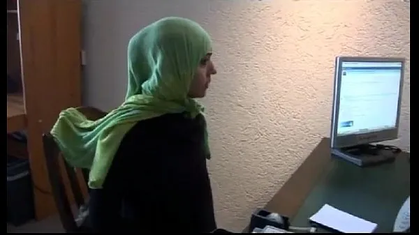 Video Moroccan slut Jamila tried lesbian sex with dutch girl(Arabic subtitle keren terbaik