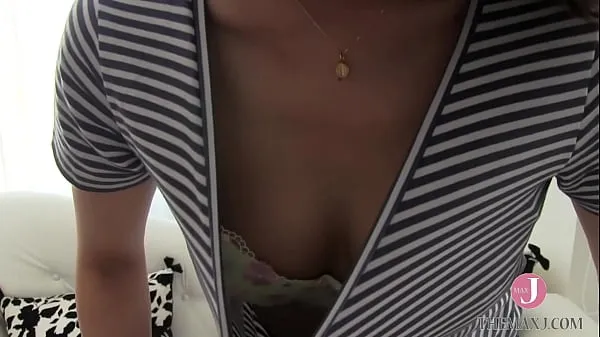 Τα καλύτερα A with whipped body, said she didn't feel her boobs, but when the actor touches them, her nipples are standing up δροσερά βίντεο