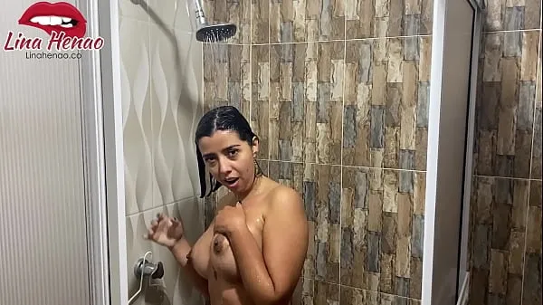 En iyi My stepmother catches me spying on her while she bathes and fucks me very hard until I fill her pussy with milk harika Videolar