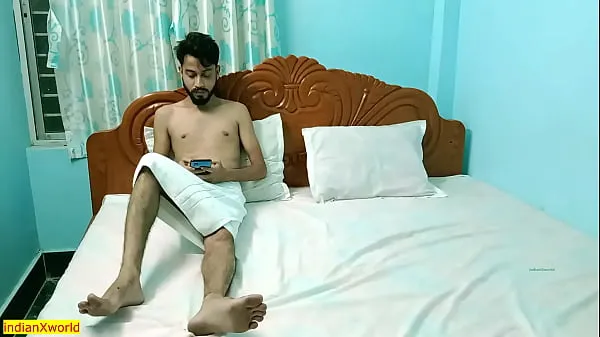 Najboljši Indian young boy fucking beautiful hotel girl at Mumbai! Indian hotel sex kul videoposnetki