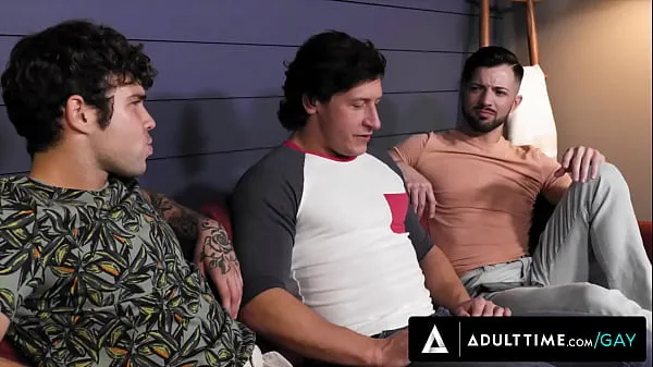 Video ADULT TIME - Bicurious Dalton Riley Lets Gay Best Friends Seduce Him Into Threesome! FIRST BAREBACK keren terbaik