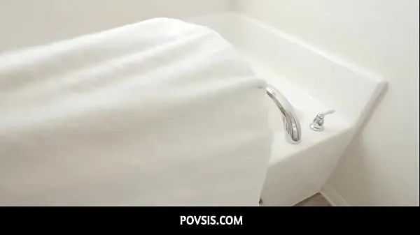 Najboljši PovSis - Fucking My Hot Stepsister Over The Bathtub POV kul videoposnetki