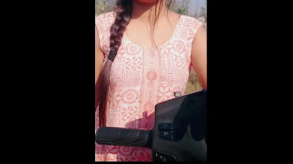 Najboljši Got desi indian whore at road in 5k fucked her at home kul videoposnetki
