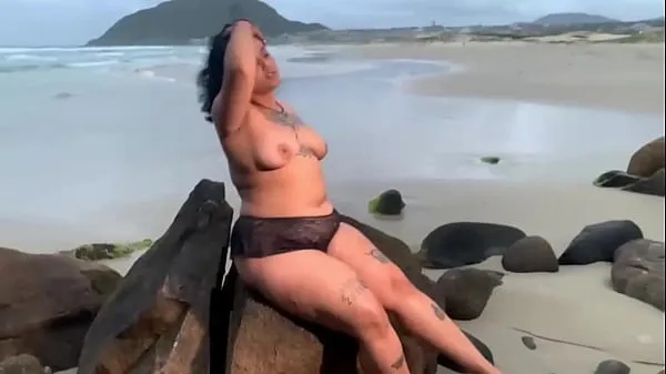 Video Mermaids in the sand keren terbaik