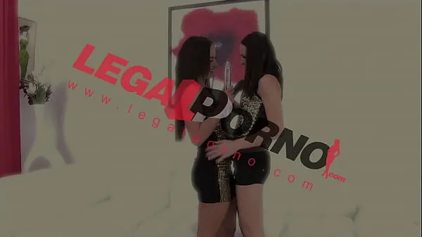 วิดีโอที่ดีที่สุดNomi Melone & Emily F Gooey Buns Video SZ312เจ๋ง