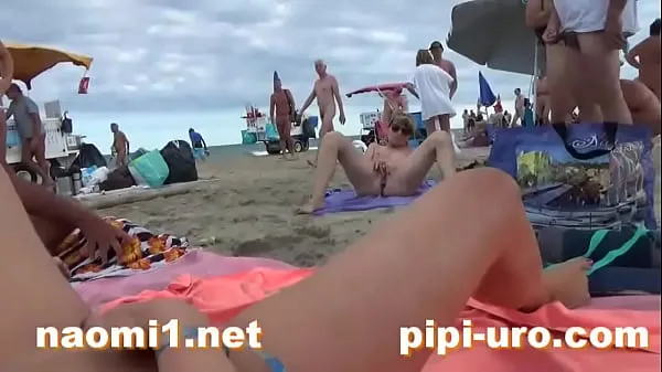 Video girl masturbate on beach keren terbaik