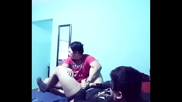Video hay nhất Hetero loses bet and accepts that I suck him while playing, in the end he likes it and cums in my mouth (full video on xvideos RED thú vị