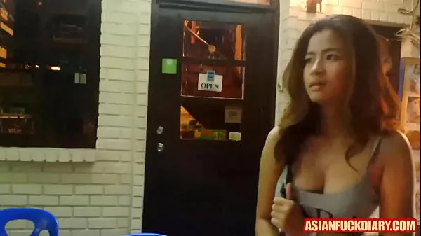 Najboljši Asian babe rides a tourist cock in Hotel room kul videoposnetki