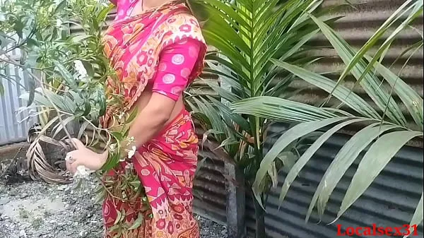 Les meilleures vidéos Bengali Desi Bhabhi Outdoor Chudai Devar Ke Saath Saree rouge principal (Vidéo officielle de Localsex31 sympas