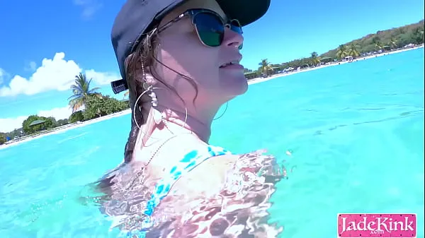 Nejlepší Couple on vacation public fuck at the beach underwater creampie skvělá videa