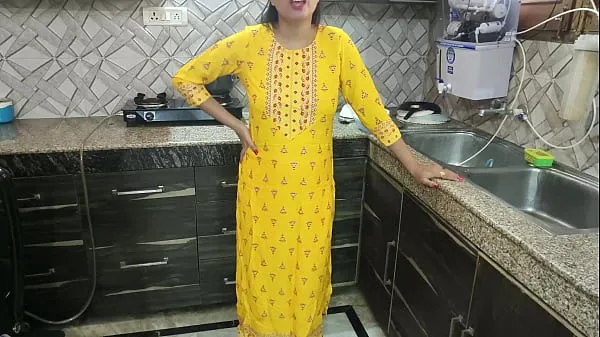 Best Desi bhabhi was washing dishes in kitchen then her brother in law came and said bhabhi aapka chut chahiye kya dogi hindi audio cool Videos