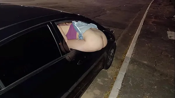 A legjobb Wife ass out for strangers to fuck her in public menő videók