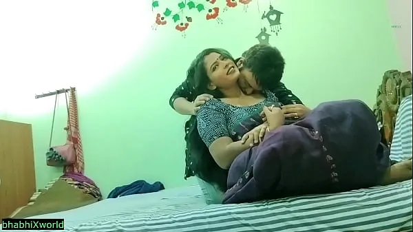 最佳New Bengali Wife First Night Sex! With Clear Talking酷视频
