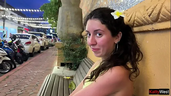 Bästa Public Pickup - Foot massage ends in hot sex coola videor