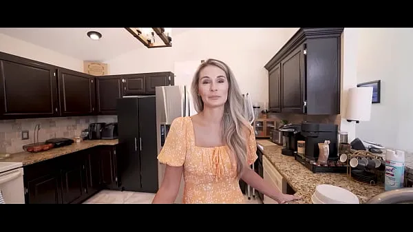 Najboljši Secret Deal With Friends Hot Desperate Mom Mandy Rhea WCA Productions kul videoposnetki