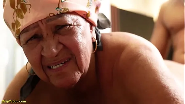 Nejlepší chubby 72 Years old grandma rough anal fucked skvělá videa