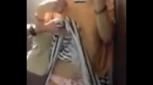 Najlepšie Amateur video Shokotan Cute amateur JK makes love and blowjob in the mall toilet skvelých videí