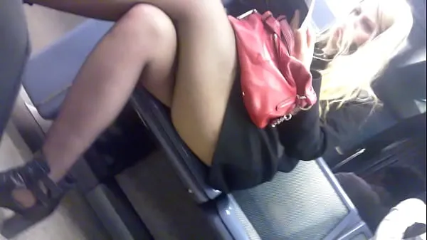 En iyi No skirt blonde and short coat in subway harika Videolar