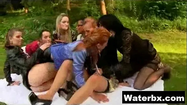 Bästa Perky Titty Fetish Chick Wild Pee coola videor